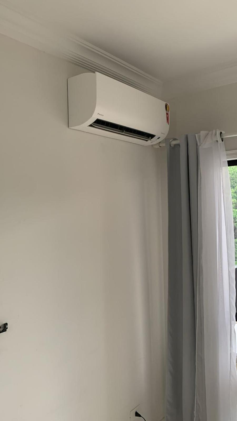 Apartment Pitangueiras 100 M Da 2vagas De Garagem E Servico De Guaruja